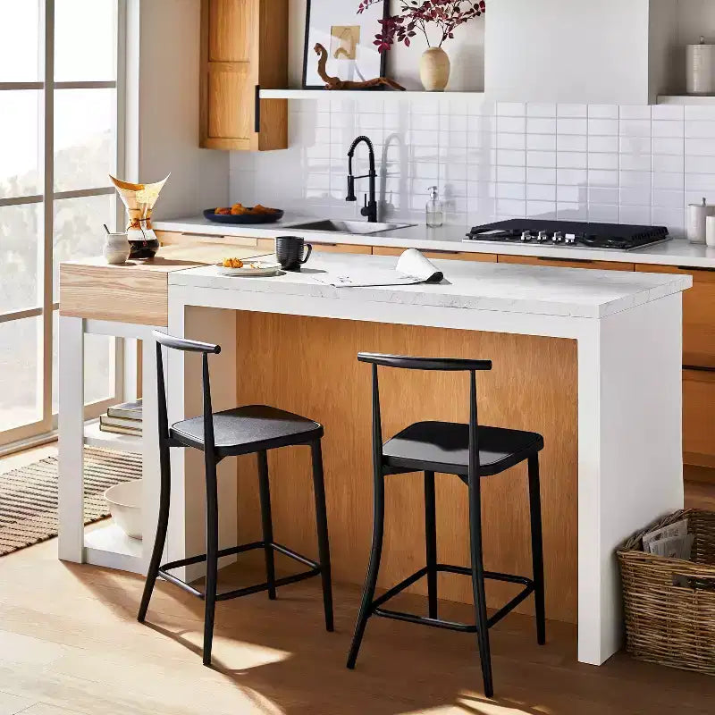 Sgabello da bar Northwood Metal Cafe altezza bancone nero: design elegante e moderno