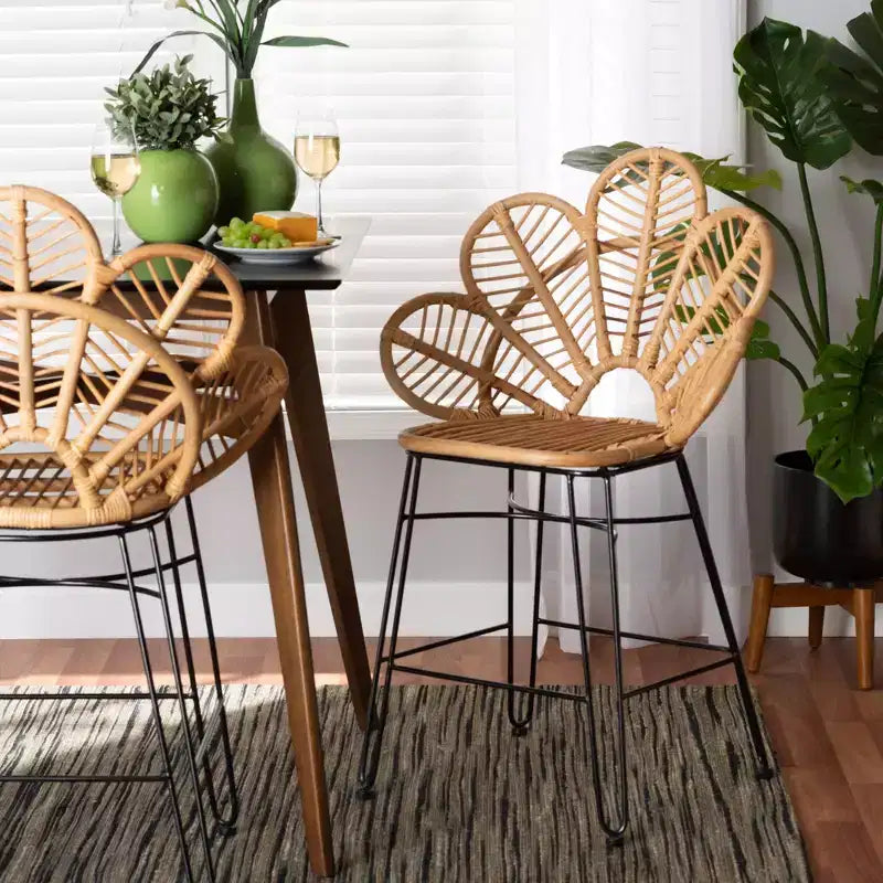 Sgabello da Bar Garan in Rattan e Metallo, Altezza Bancone, Naturale/Nero: Stile Bohemien, Altezza Seduta 62,2 cm