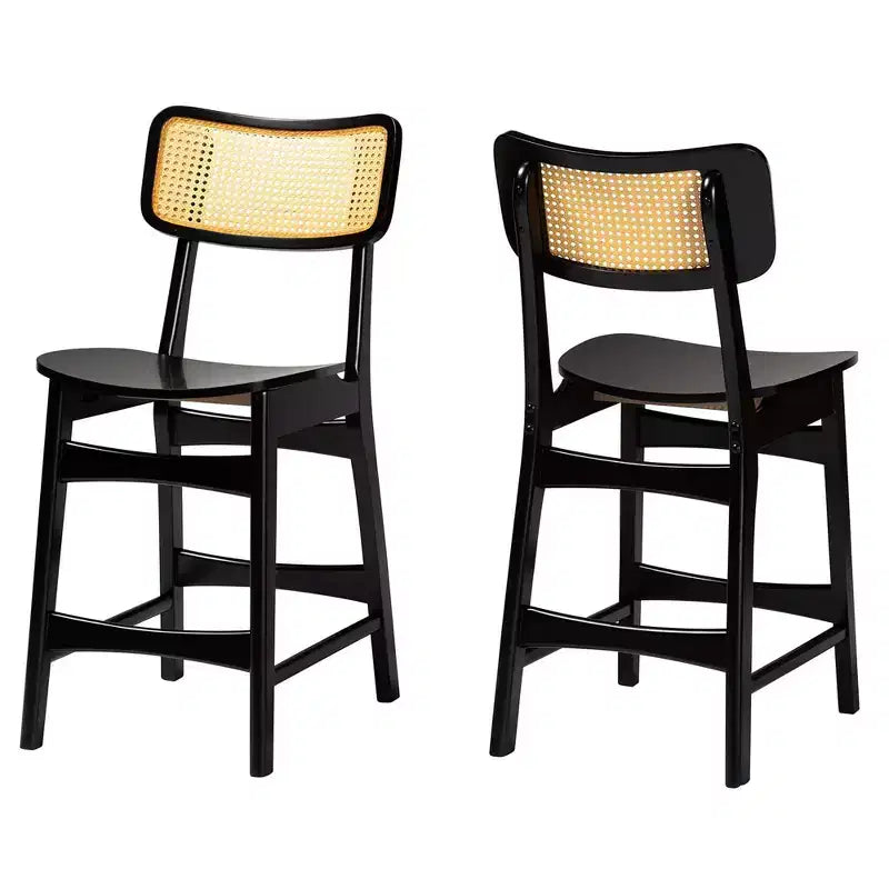Sgabello da bar Tafari in legno e rattan, altezza bancone, marrone scuro/marrone chiaro