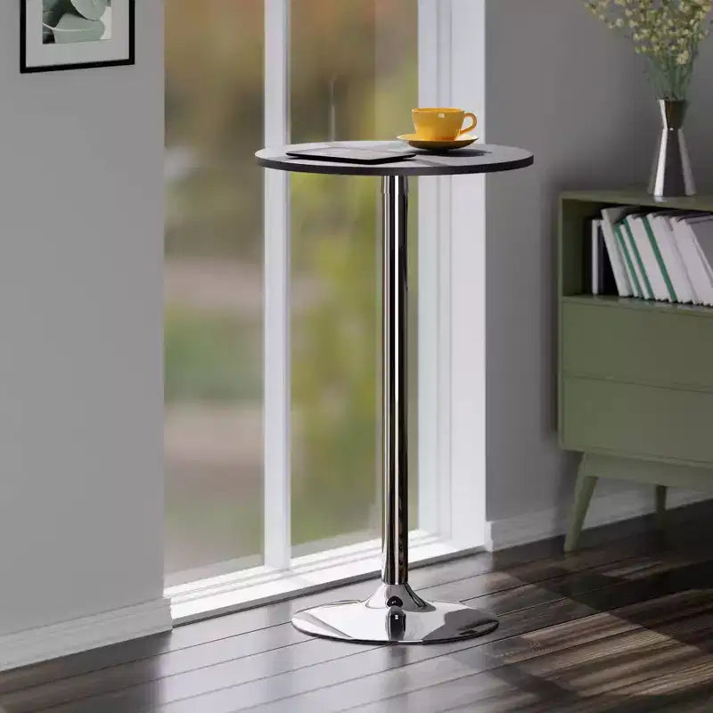 Tavolo Spectrum rotondo da 24" ad altezza bar con gambe in metallo nero: base cromata, piano in MDF, stile contemporaneo