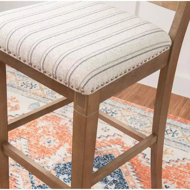 Emmy Barstool