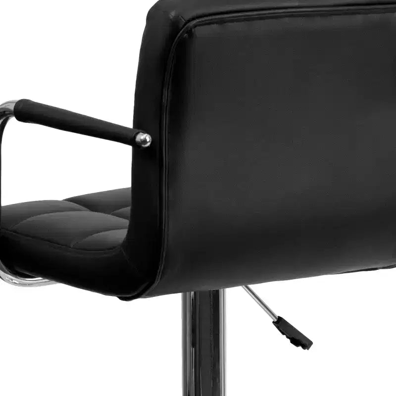 Sgabello da bar contemporaneo in vinile trapuntato regolabile in altezza con braccioli e base cromata