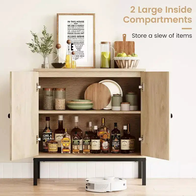 Mobile credenza, Mobile contenitore in rattan con ante e ripiani